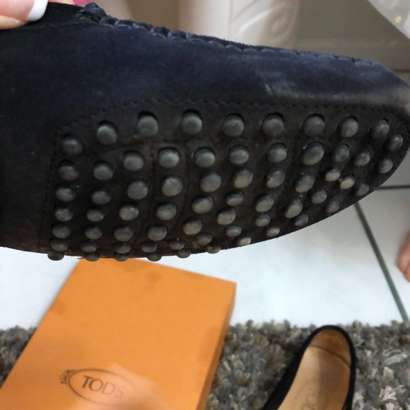 Tods Moc in Black Suede - Picture 4 of 6